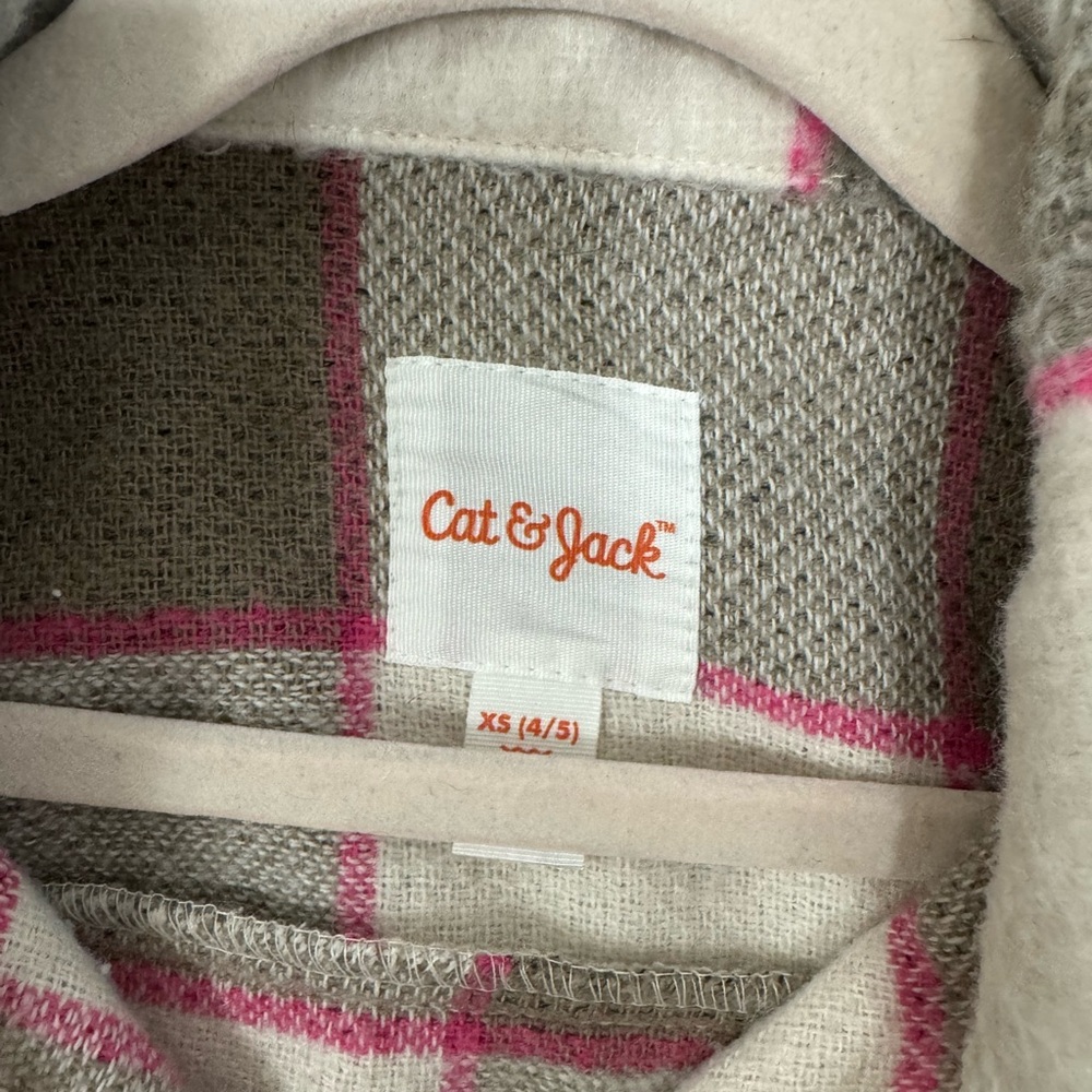 CAT & JACK Pink Tan Neutral Plaid Fuzzy Button Down Shirt Jacket Size 4/5 - Picture 4 of 5